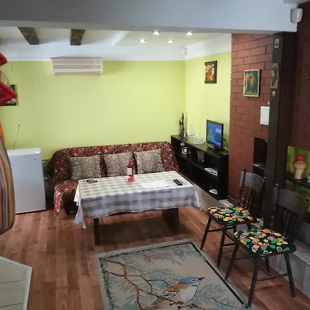 Stefan Apartment